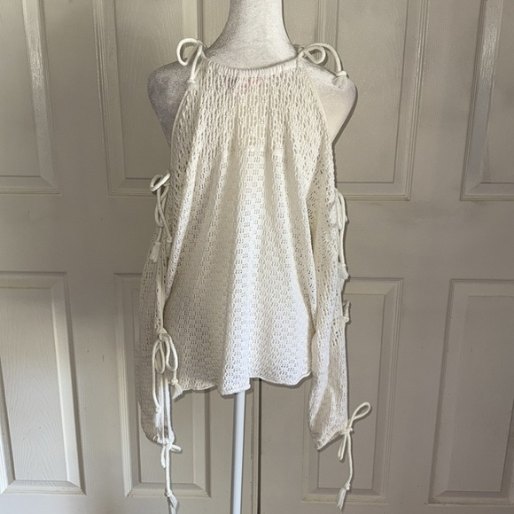 See By Chloe Ivory Crocheted Cloud Dancer Tied Long Sleeve Top - Picture 2 of 5